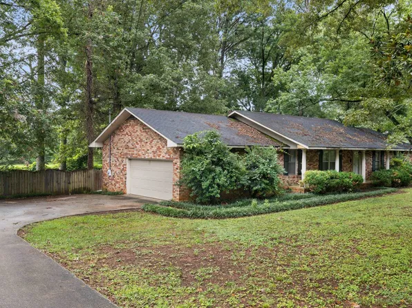 2810 Hunterwood Dr SE, Decatur, AL 35603