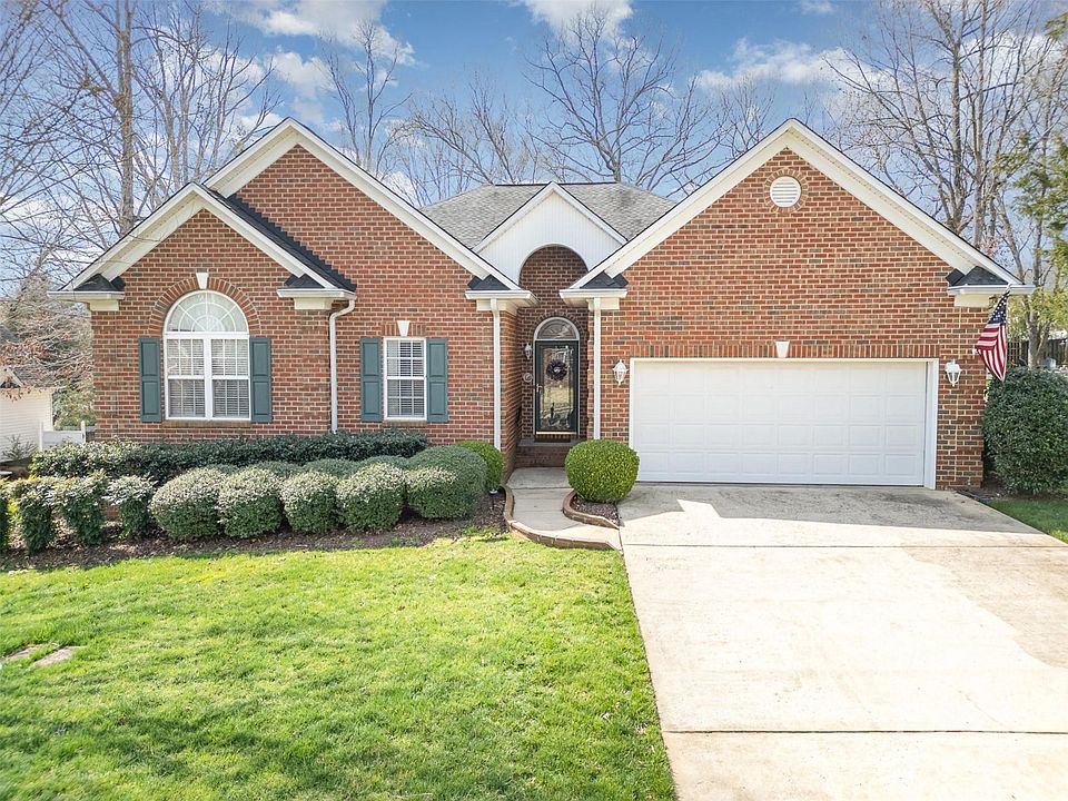 1st image of 2713 Firethorn Ct #48