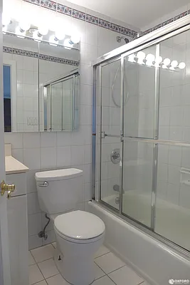 Rented by Oxford Property Group | media 16