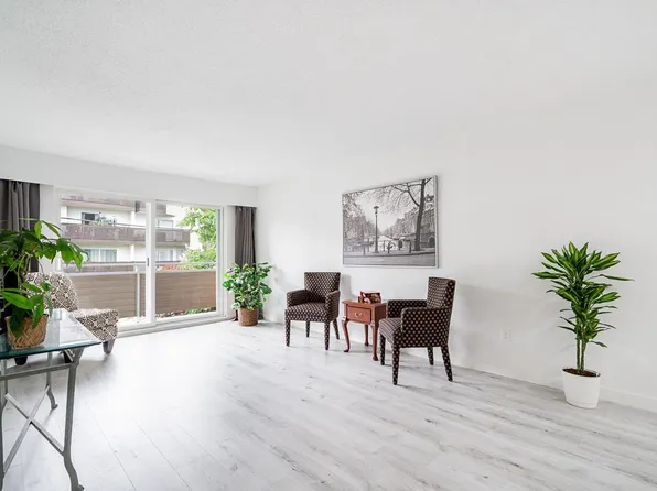 750 E 7th Ave #318, Vancouver, BC V5T 4H5