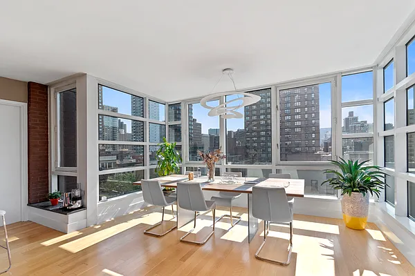 Sold by Hauseit LLC | media 3