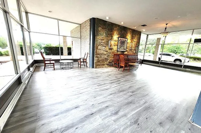2 bed, 854 sqft, $1,900 — Photo 4