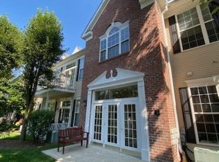 412 Four Seasons Dr, Wayne, NJ 07470