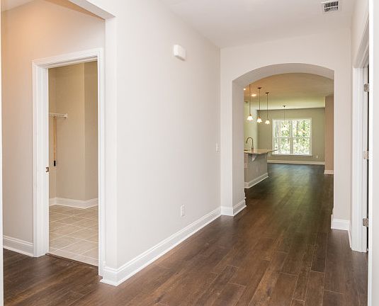 Entry way