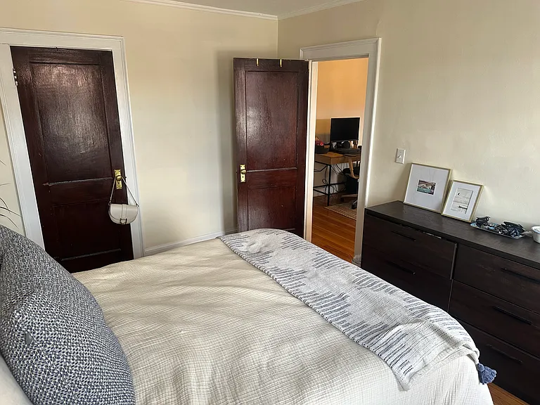 38 Day St Apartments — Photo 27