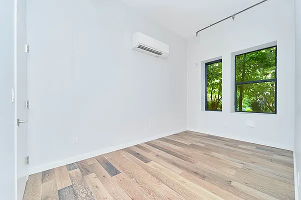 Rented by Living New York | media 7