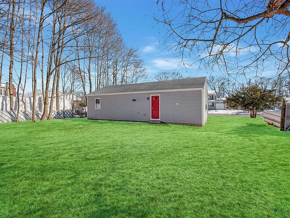 650 Post Ave, Bellport, NY 11713 Zillow