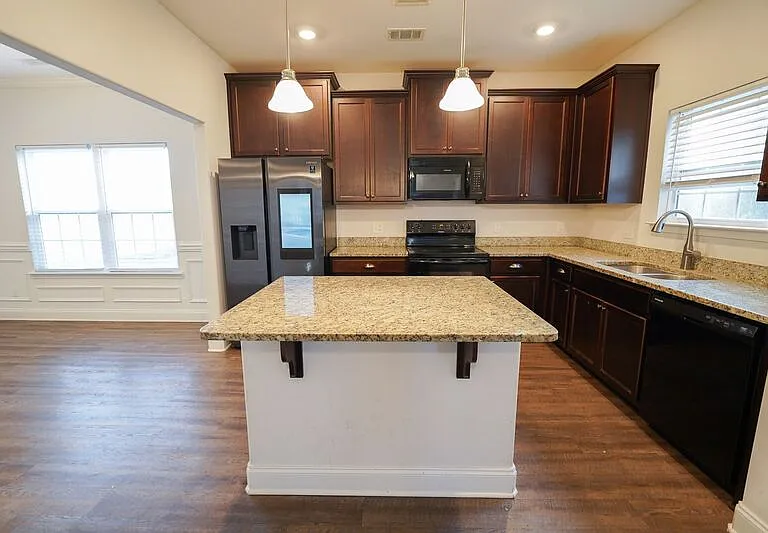 363 Coconut Dr — Photo 9