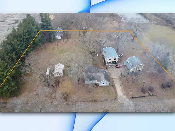 2915 Lynn Rd, Morris, IL 60450