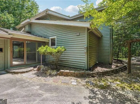 101 Leopard Ct, Waleska, GA 30183