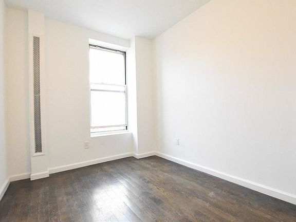 2nd image of 196 Sackett St #F33