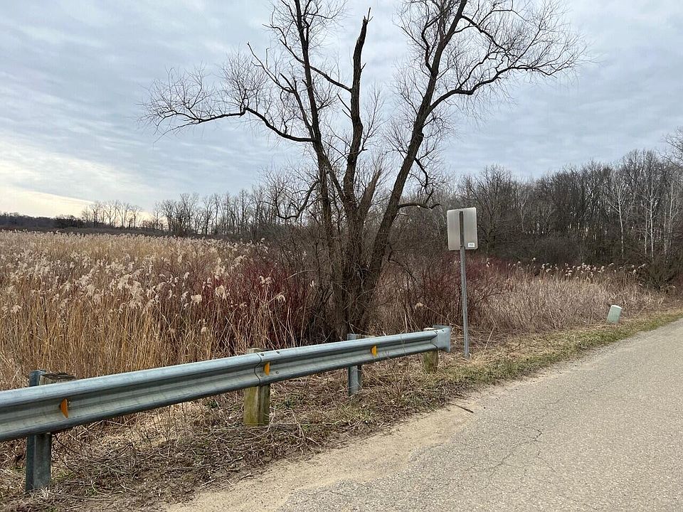 2nd image of N Shore Dr