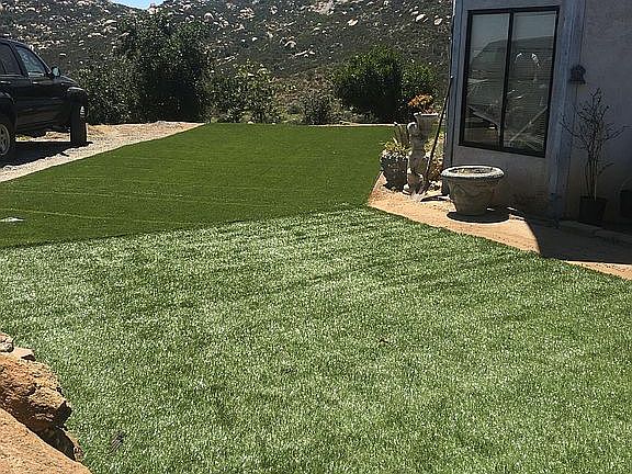 Artificial turf lawn