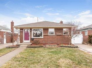 9892 Rosedale Blvd, Allen Park, MI 48101