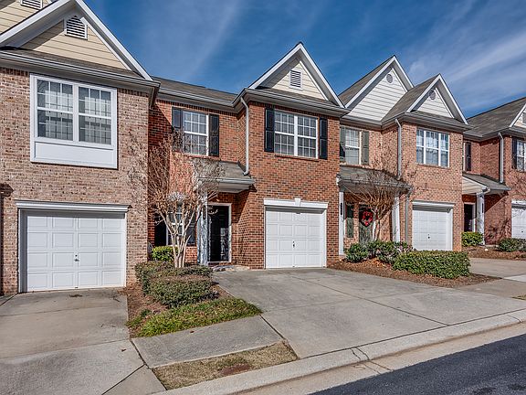 2nd image of 3789 Pleasant Oaks Dr