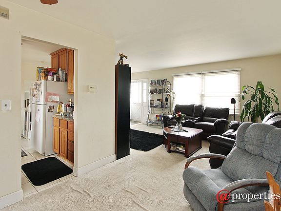 Living Room / Dining Room