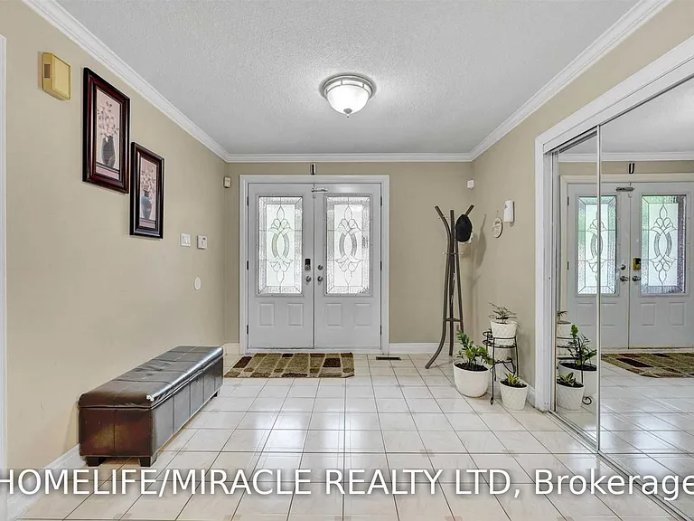 11 Phelps Dr — Photo 3