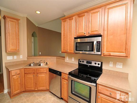 5th image of 1807 Olive Pine Way