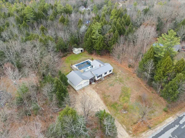 86 Back Cove Drive, Turner, ME 04282