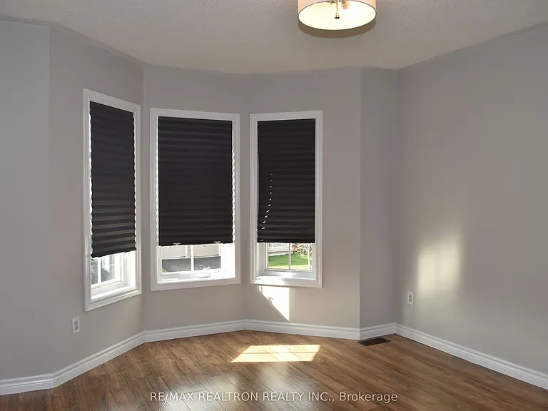 15 Burning Springs Pl — Photo 31