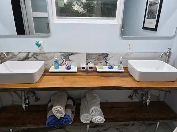 2 Nottingham Dr, Ormond Beach, FL 32174