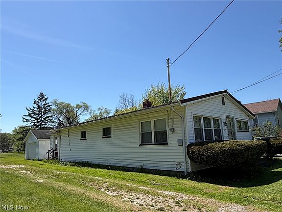2nd image of 303 W Main St #6