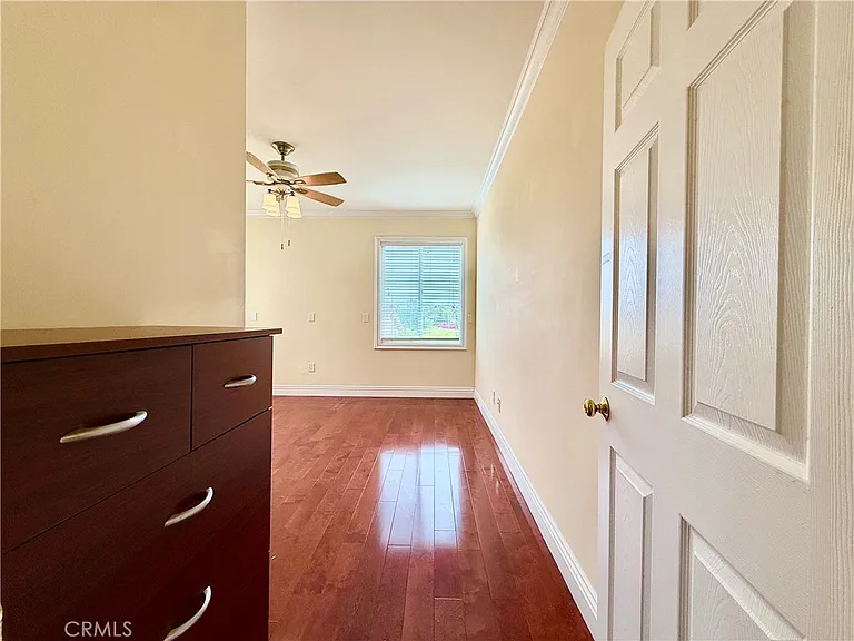 20128 Candleflame Ct — Photo 32