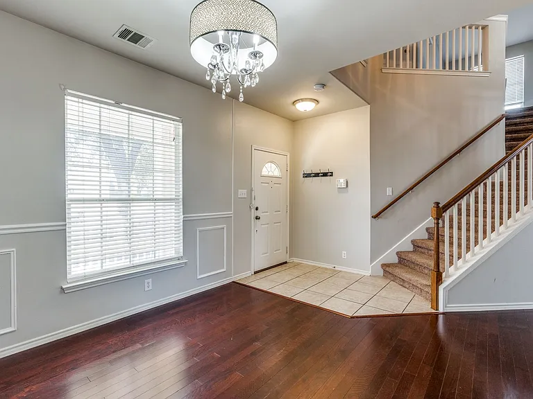 15834 Redwoods Mnr — Photo 9