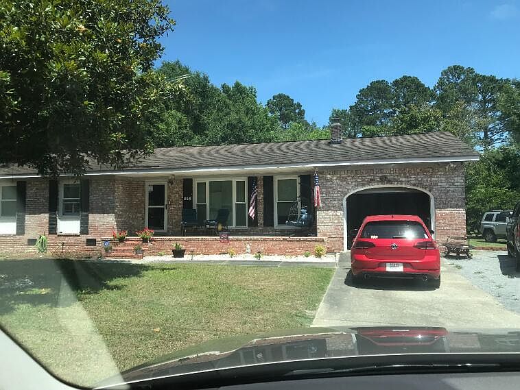 2nd image of 215 Pinewood Dr