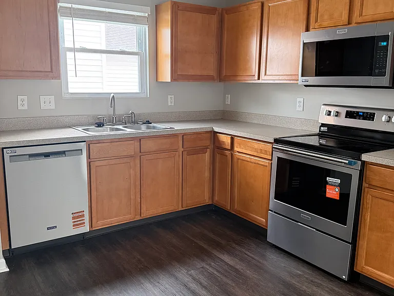 9335 Polaris Green Dr — Photo 16