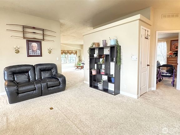 4th image of 54 W Elma Hicklin Road