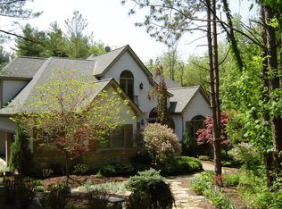 5095 Clark Shaw Rd, Powell, OH 43065