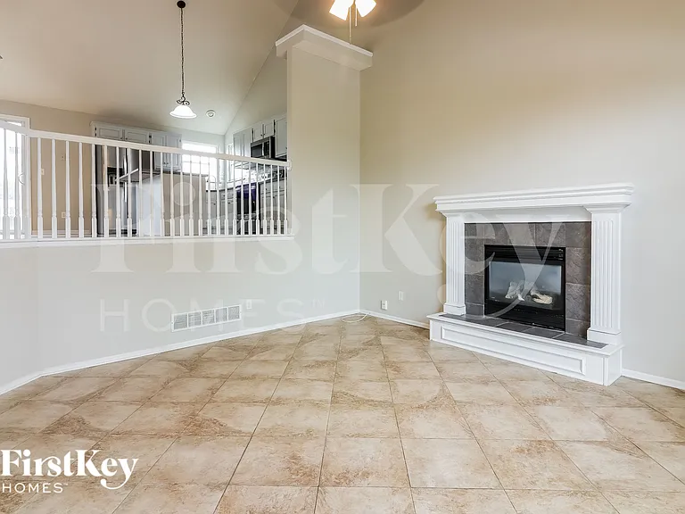 208 High Point Ln — Photo 2
