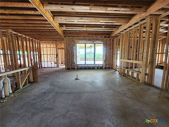 4th image of 9015 Woodbine Dr