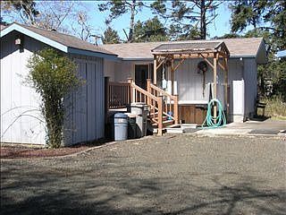 2nd image of 2030 S Forrest St