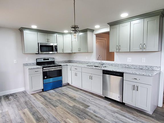 3rd image of 205 N Seton Ave