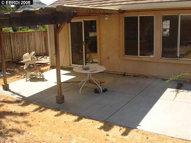 2nd image of 5237 Glenridge Way