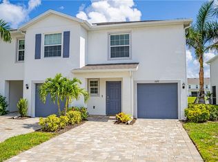 15172 Wildflower Cir, Naples, FL 34119