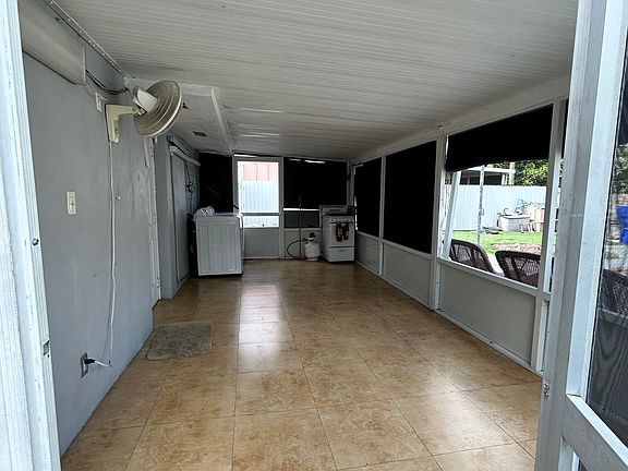 4th image of 1132 NW 34th Ave #2