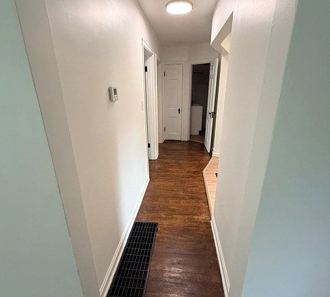5th image of 983 Sells Ave
