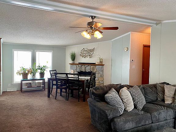 3rd image of 1727 Saint Charles Pl