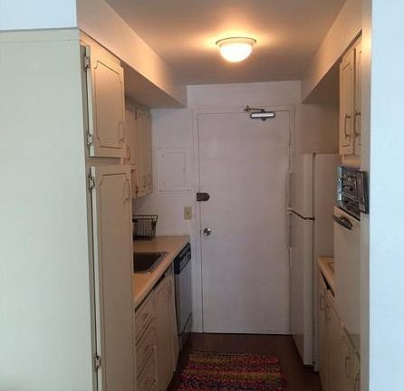 2nd image of 1250 West Ave APT 9D