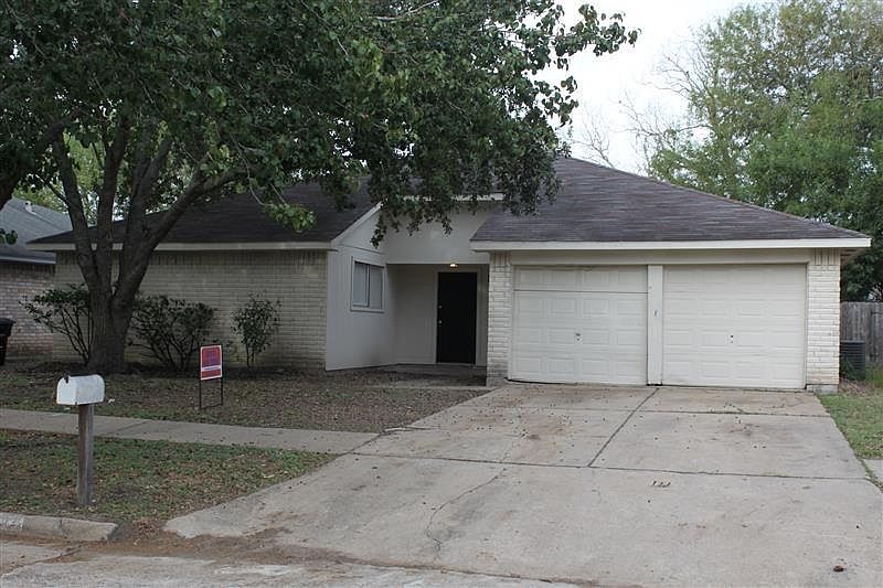 1st image of 8402 Bee Meadow Ln