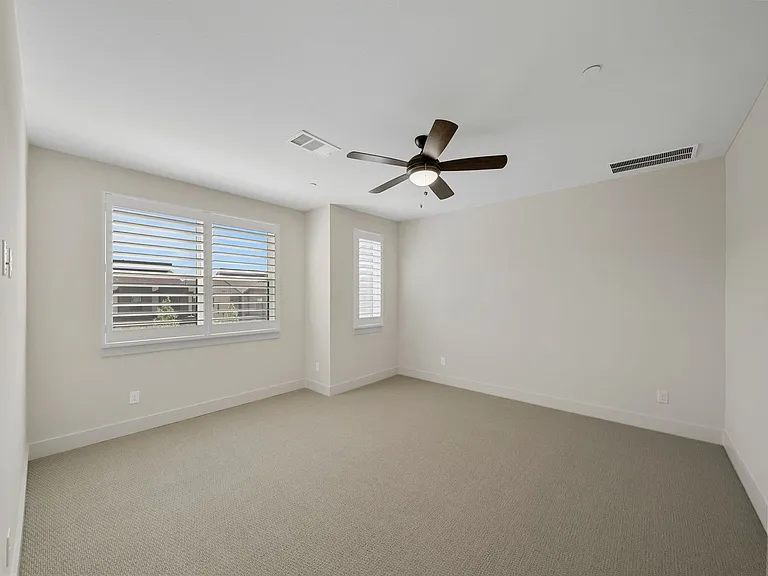 917 Emerling Dr — Photo 25