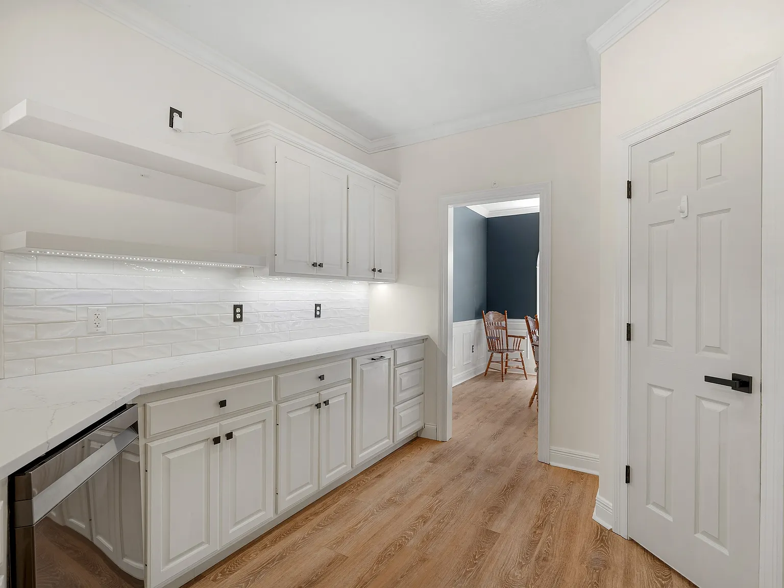 4 bed, 2316 sqft, $2,300 — Photo 1