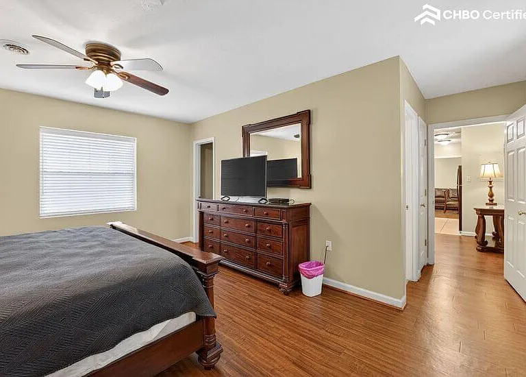 1332 W Andrew Johnson Hwy #10 — Photo 14
