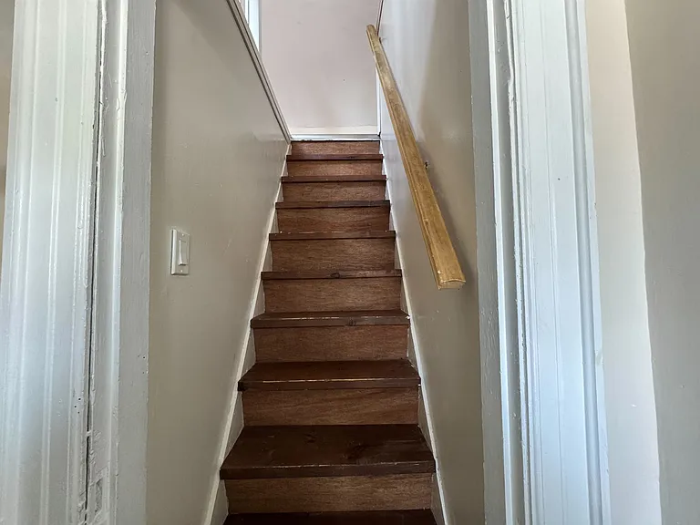 82 Owen St — Photo 15