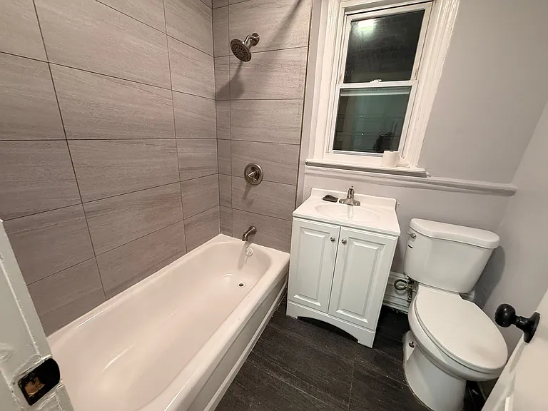 68 Martin Luther King Dr #2E — Photo 10