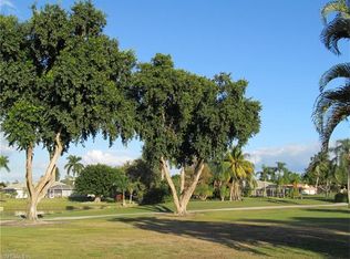 271 Forest Hills Blvd, Naples, FL 34113