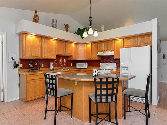 2nd image of 11688 S Country Brook Ct